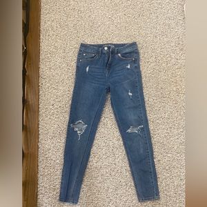 Wild fable ripped skinny jeans size 6